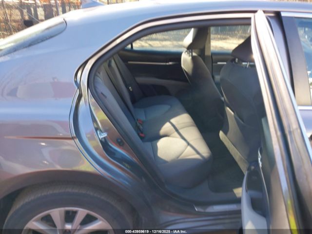 2021 TOYOTA CAMRY 4T1C11AK5MU604069 Photo 7