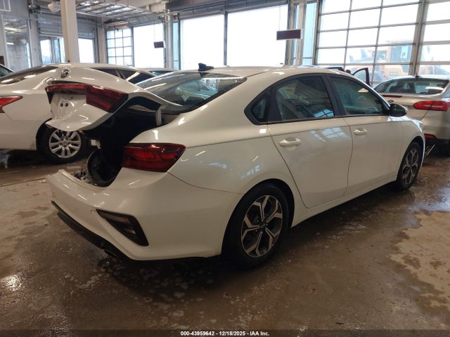 2021 KIA FORTE 3KPF24AD2ME299422 Photo 3