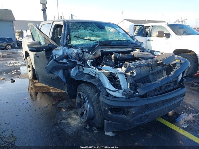 2023 RAM 1500 1C6RRFFGXPN518979