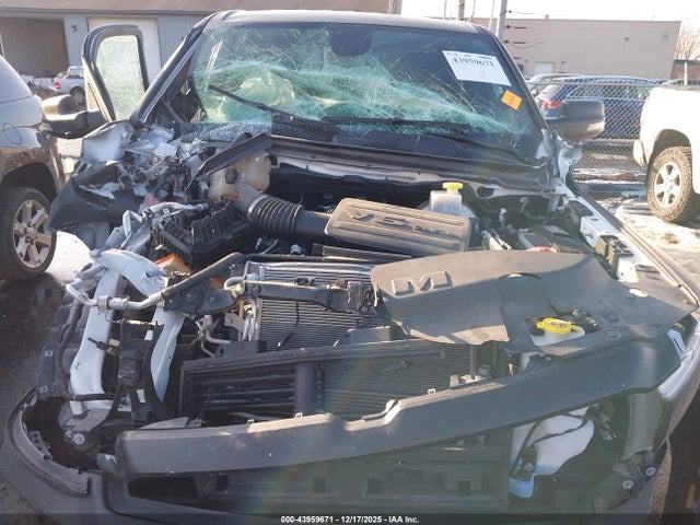 2023 RAM 1500 1C6RRFFGXPN518979 Photo 9