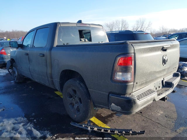 2023 RAM 1500 1C6RRFFGXPN518979 Photo 2