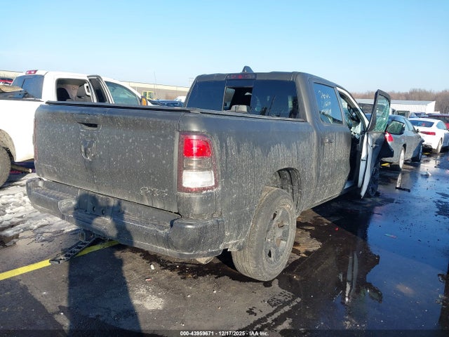 2023 RAM 1500 1C6RRFFGXPN518979 Photo 3