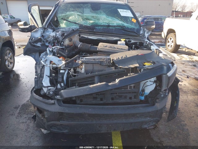 2023 RAM 1500 1C6RRFFGXPN518979 Photo 5