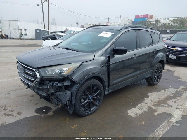 1FMCU0GD9HUC50766 Ford ESCAPE SE