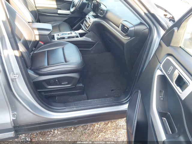 1FMSK8DH1NGA82428 Ford EXPLORER XLT