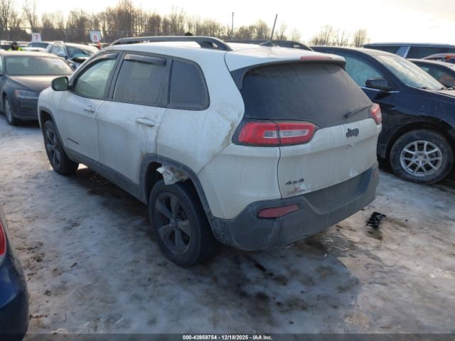 2016 JEEP CHEROKEE 1C4PJMCB4GW139992 Photo 2