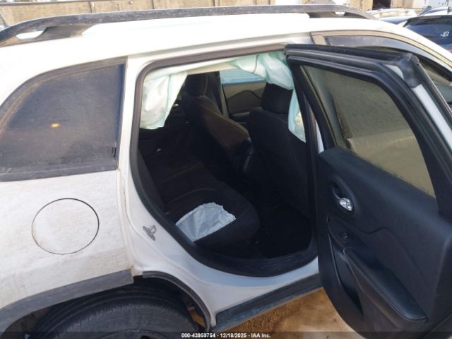 2016 JEEP CHEROKEE 1C4PJMCB4GW139992 Photo 7