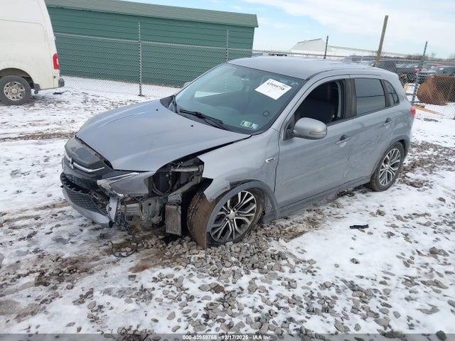 2018 MITSUBISHI OUTLANDER SPORT JA4AR3AW1JZ002460 Photo 1