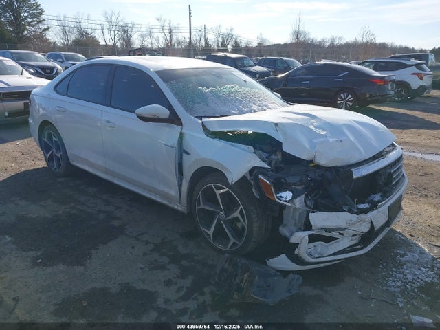 2021 VOLKSWAGEN PASSAT 1VWMA7A37MC011093 Photo 0