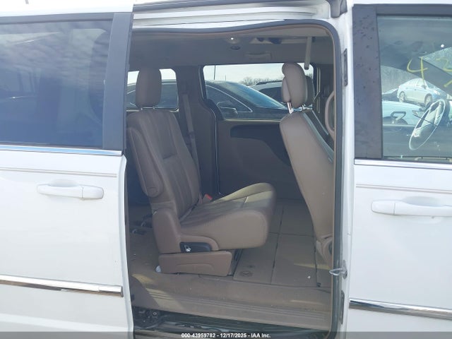 43959782 :رقم المزاد ، 2C4RC1BG5GR295949 vin ، 2016 Chrysler Town & Country Touring مزاد بيع