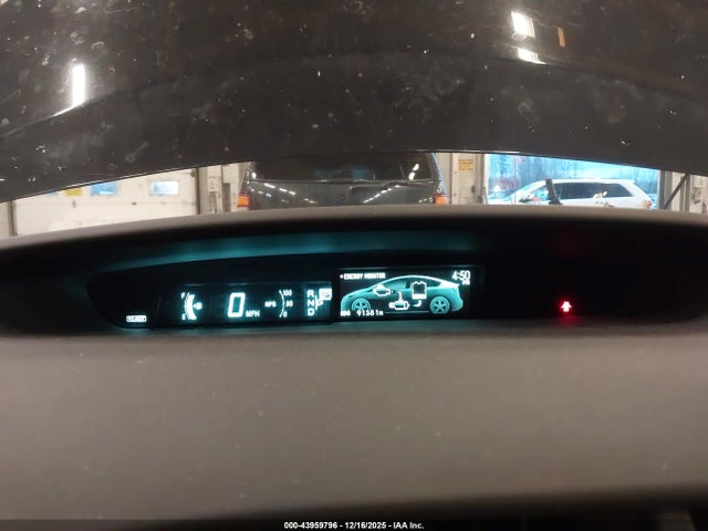 Toyota Prius Three 2014 JTDKN3DU1E1808710 Image 7