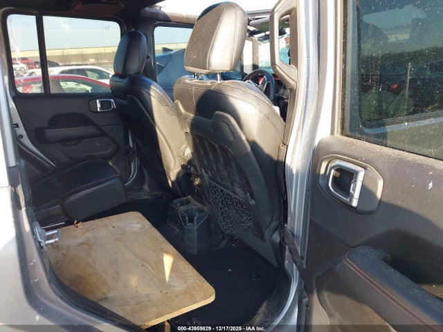 1C6JJTBG4LL180784 Jeep Gladiator