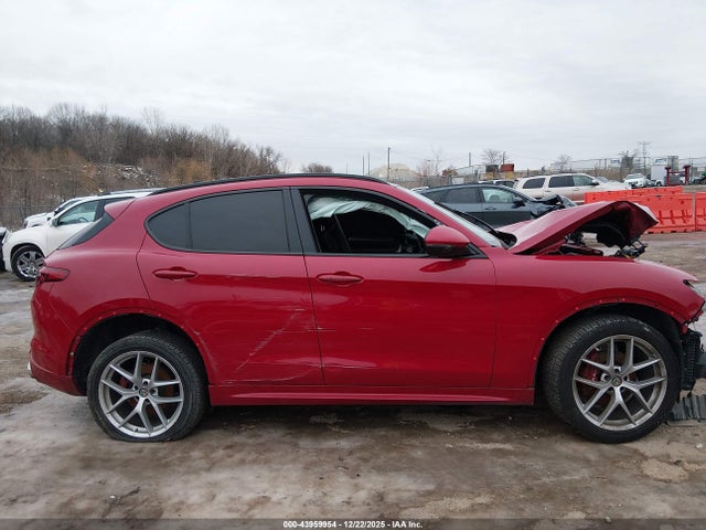 43959954 :رقم المزاد ، ZASPAKBN6L7C97777 vin ، 2020 Alfa Romeo Stelvio Ti Awd مزاد بيع