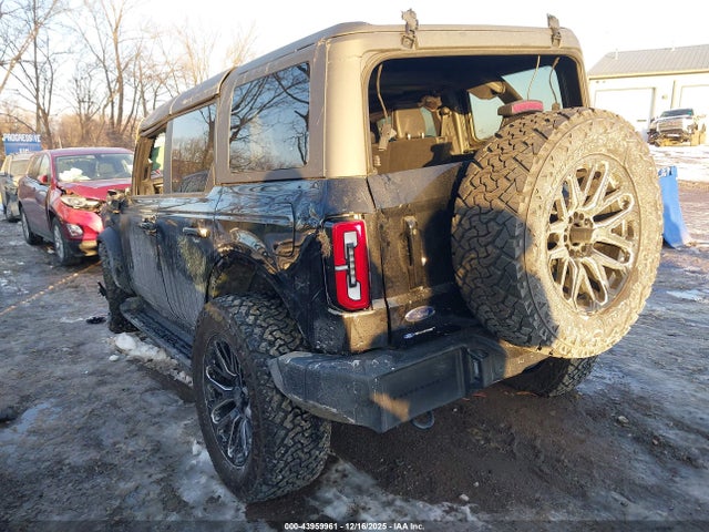 2025 FORD BRONCO 1FMEE8BP3SLB01644 Photo 2