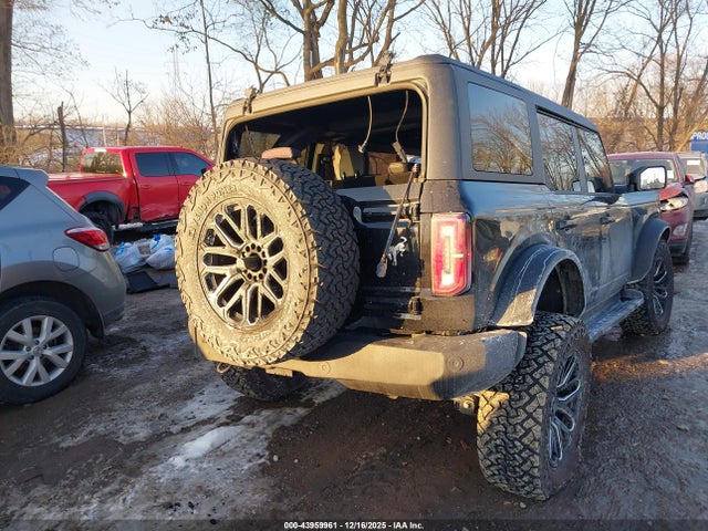 2025 FORD BRONCO 1FMEE8BP3SLB01644 Photo 3