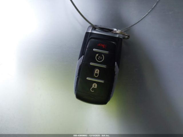 2020 RAM 1500 1C6SRFFT8LN103183 Photo 10