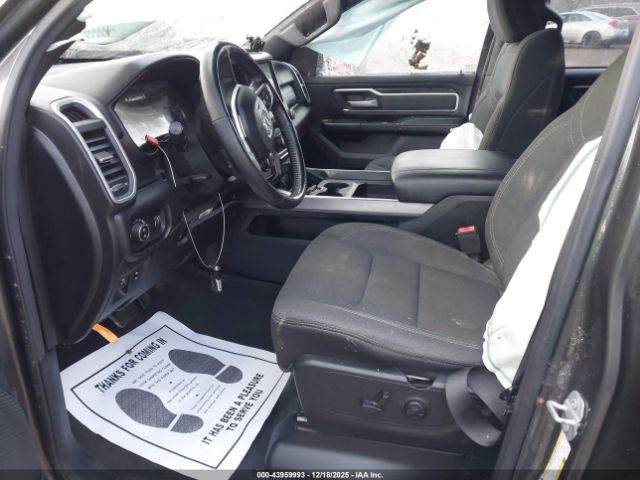 2020 RAM 1500 1C6SRFFT8LN103183 Photo 4