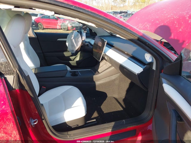 Продажа на аукционе авто 2023 Tesla Model 3 Long Range Dual Motor All-wheel Drive, vin: 5YJ3E1EB2PF659126, номер лота: 43960023
