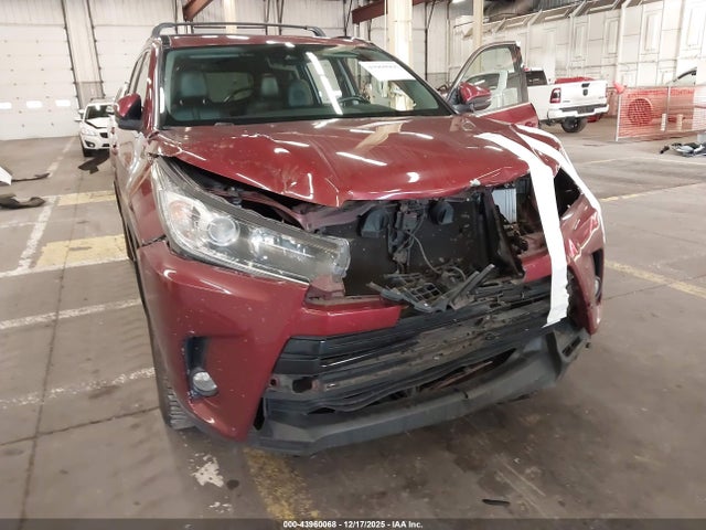 5TDJZRFH4HS399371 Toyota Highlander Se