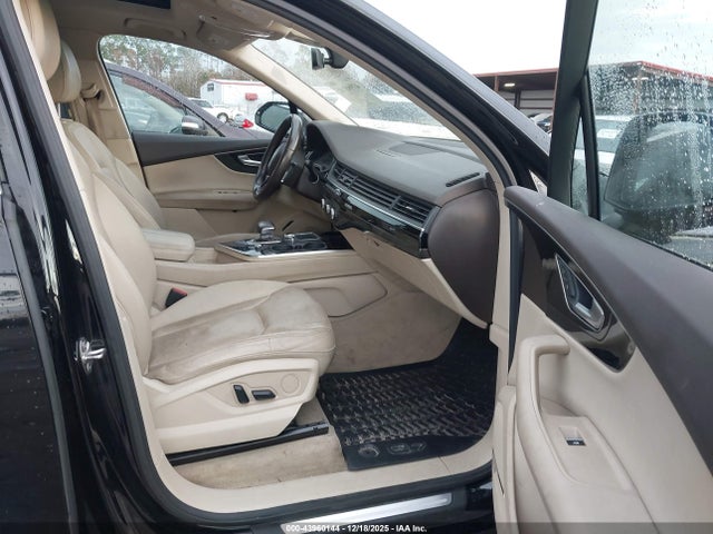 2017 AUDI Q7 WA1LHAF78HD047162 Photo 4