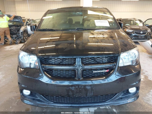 2018 Dodge Grand Caravan Gt მანქანა იყიდება აუქციონზე, vin: 2C4RDGEGXJR248886, აუქციონის ნომერი: 43960223