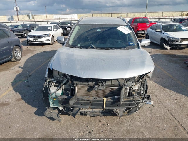 Продажа на аукционе авто 2016 Nissan Rogue S, vin: KNMAT2MV3GP655378, номер лота: 43960264