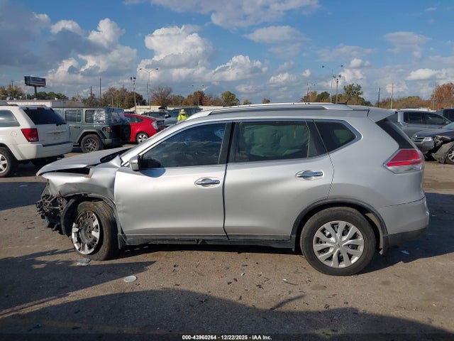 Продажа на аукционе авто 2016 Nissan Rogue S, vin: KNMAT2MV3GP655378, номер лота: 43960264