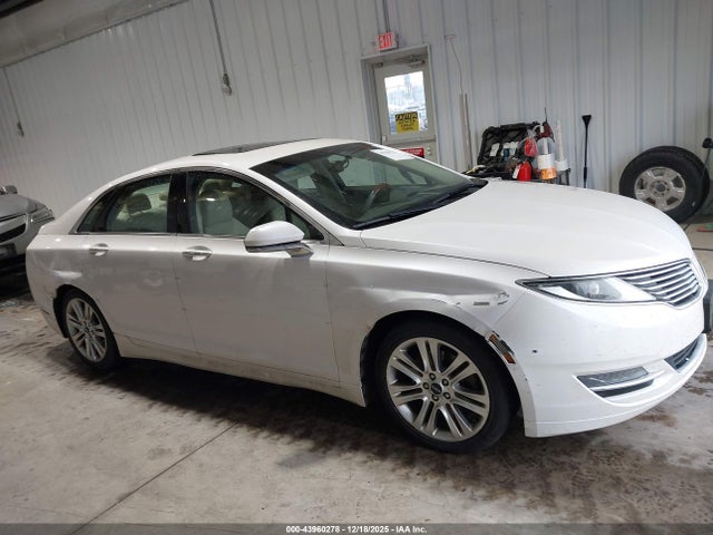 3LN6L2J9XER820230 Lincoln MKZ
