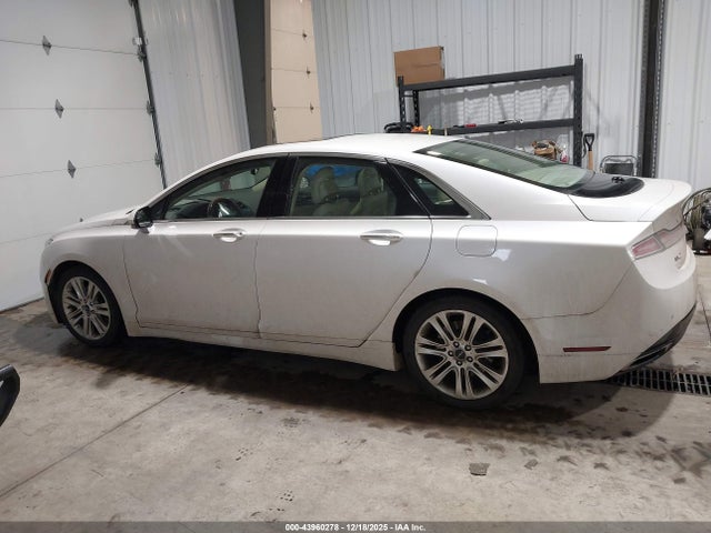 3LN6L2J9XER820230 Lincoln MKZ