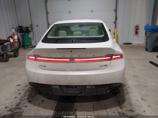 3LN6L2J9XER820230 Lincoln MKZ