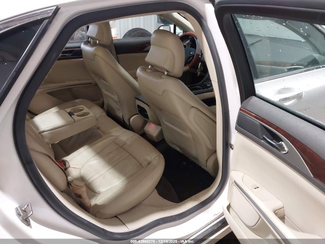 3LN6L2J9XER820230 Lincoln MKZ