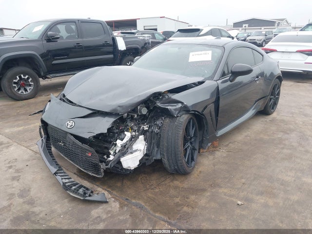 Продажа на аукционе авто 2023 Toyota Gr86 Premium, vin: JF1ZNBE17P9766552, номер лота: 43960303