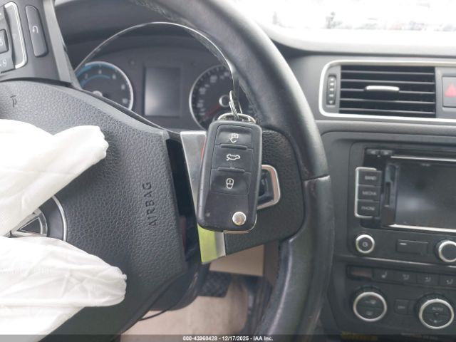 2014 VOLKSWAGEN JETTA HYBRID 3VW637AJ8EM215855 Photo 10