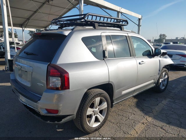 Jeep Compass Latitude 2016 1C4NJCEA0GD620579 Image 4