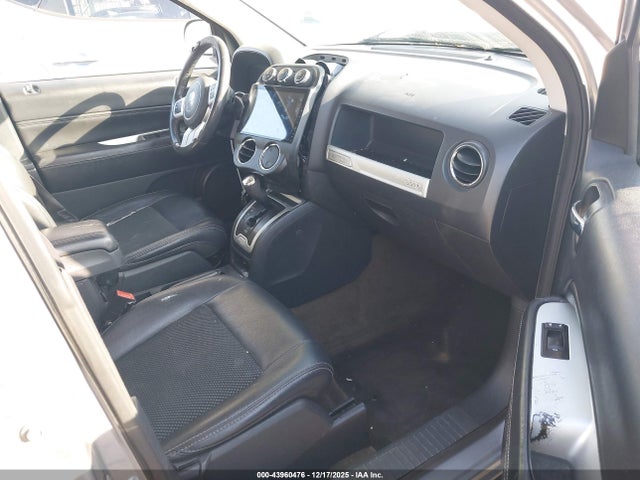 Jeep Compass Latitude 2016 1C4NJCEA0GD620579 Image 5