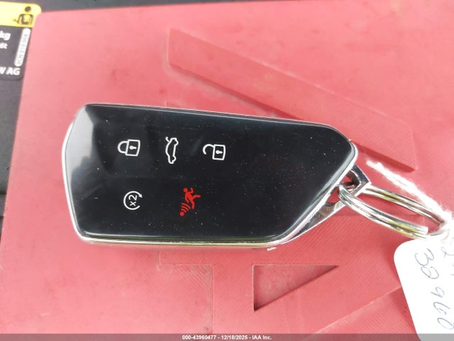 2024 VOLKSWAGEN ATLAS 1V2CR2CA2RC542858 Photo 10