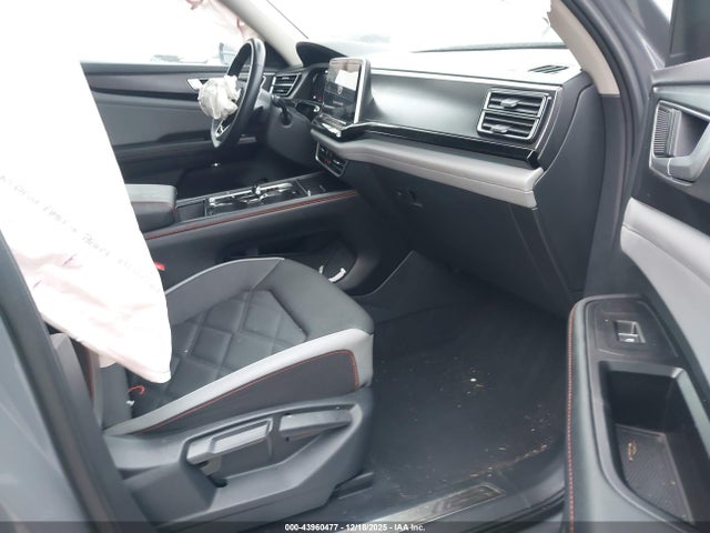 2024 VOLKSWAGEN ATLAS 1V2CR2CA2RC542858 Photo 4