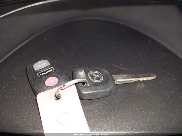 Продажа на аукционе авто 2006 Mazda Mazda3 S, vin: JM1BK143661432527, номер лота: 43960478