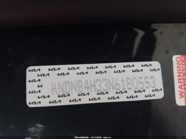 2022 KIA CARNIVAL MPV KNDNB4H33N6180553 Photo 8