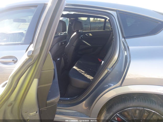 2024 BMW X6 5UX33EX00R9U65151 Photo 7