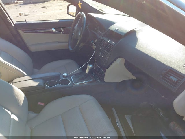 Продажа на аукционе авто 2009 Mercedes-benz C 300 Luxury 4matic/sport 4matic, vin: WDDGF81X29F229478, номер лота: 43960515
