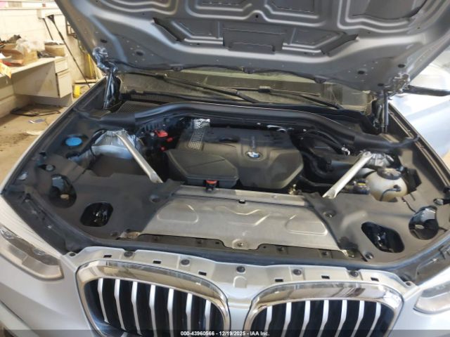 2019 BMW X3 5UXTR9C55KLR04201 Photo 9