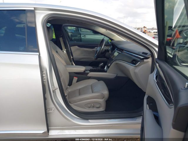 2017 CADILLAC XTS 2G61M5S33H9156986 Photo 4