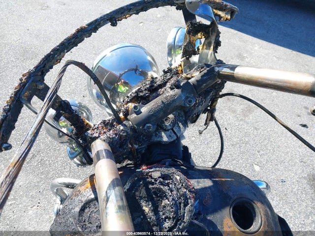 2021 HARLEY-DAVIDSON FLHC 1HD1YAJ11MB032376 Photo 6