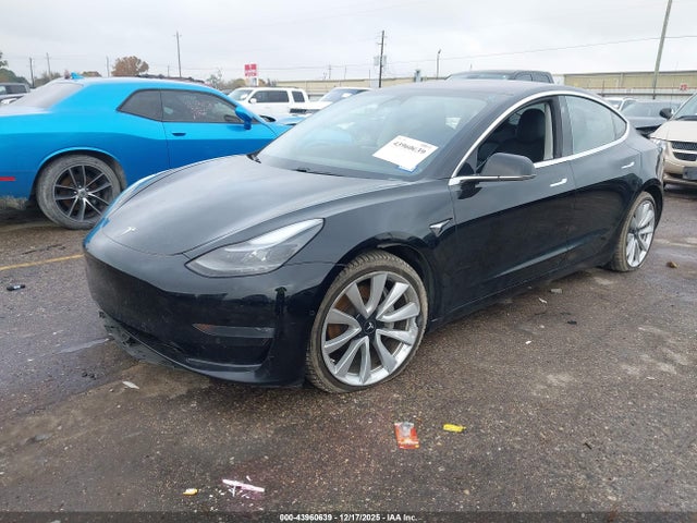 2018 TESLA MODEL 3 5YJ3E1EB7JF178537 Photo 1