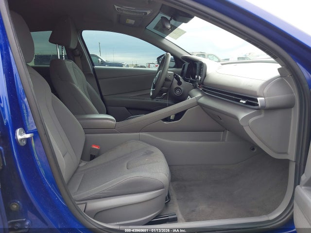 2021 Hyundai Elantra Se მანქანა იყიდება აუქციონზე, vin: KMHLL4AG5MU198317, აუქციონის ნომერი: 43960681