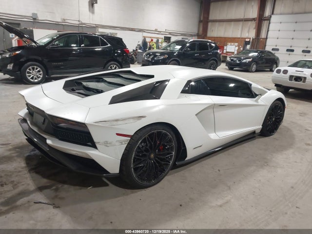 2017 LAMBORGHINI AVENTADOR ZHWUG4ZD4HLA06463 Photo 3