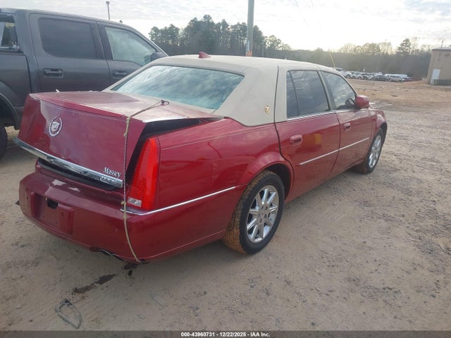 2011 CADILLAC DTS 1G6KD5E62BU103684 Photo 3
