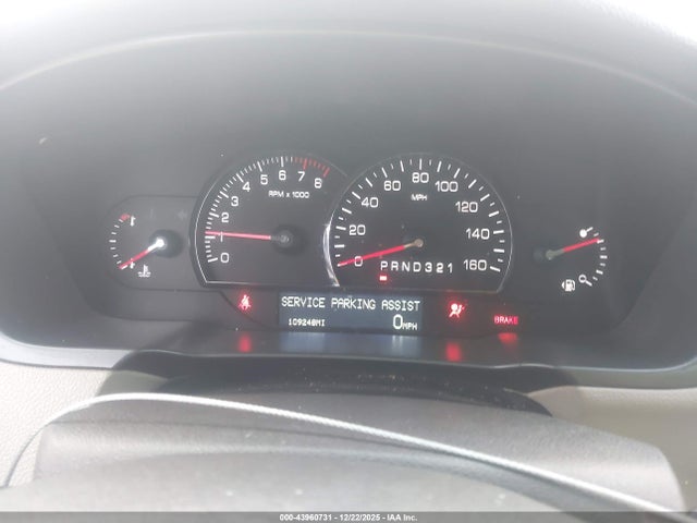 2011 CADILLAC DTS 1G6KD5E62BU103684 Photo 6