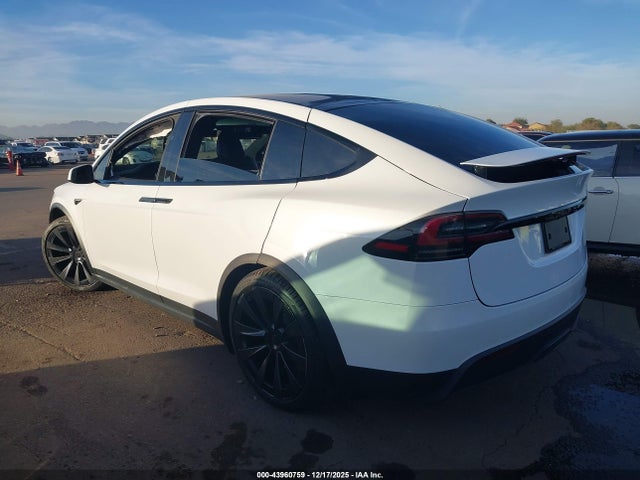 2022 TESLA MODEL X 7SAXCDE54NF344069 Photo 2